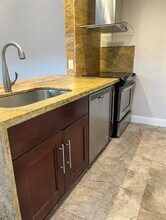 1571 NW 98th Way in Pembroke Pines, FL - Building Photo - Building Photo