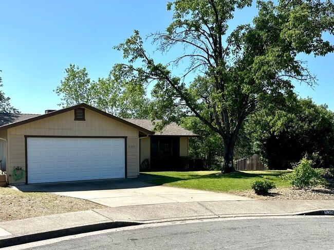 property at 5391 Stonethrow Ct