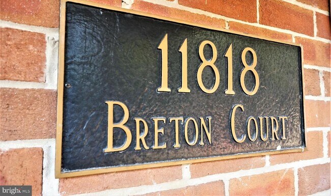 11818 Breton Ct in Reston, VA - Building Photo - Building Photo
