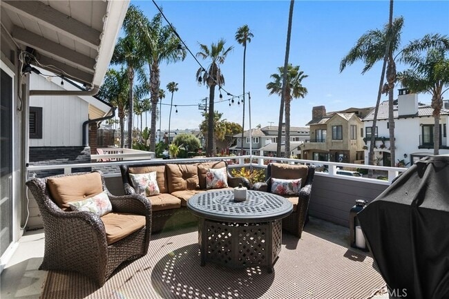 property at 411 Goldenrod Ave