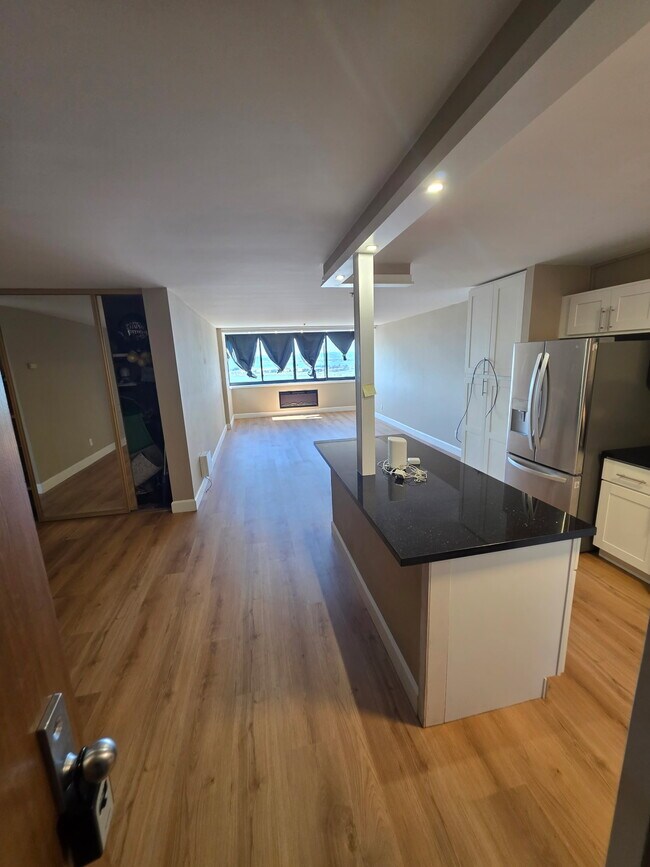 555 Pierce St in Albany, CA - Building Photo - Building Photo