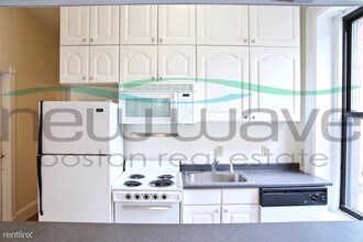 421 Marlborough St-Unit -Apt 1 in Boston, MA - Building Photo - Building Photo