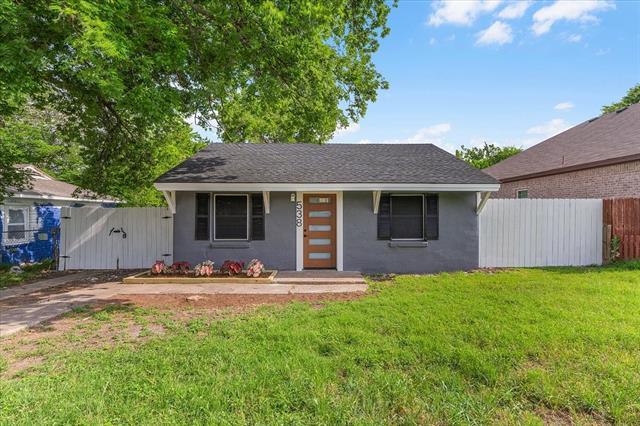 538 S Redford Ln in Fort Worth, TX - Building Photo