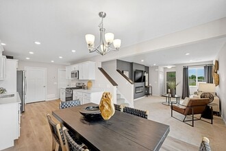 2016 Apple Ln in Montrose, MN - Building Photo - Building Photo