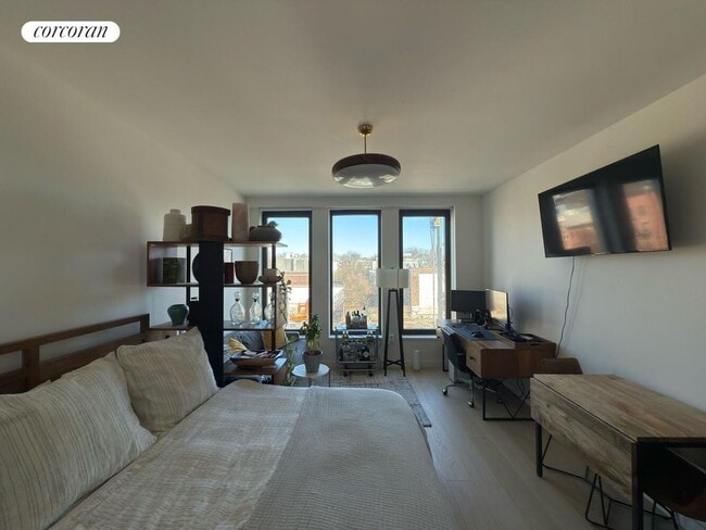 property at 58 St Marks Pl