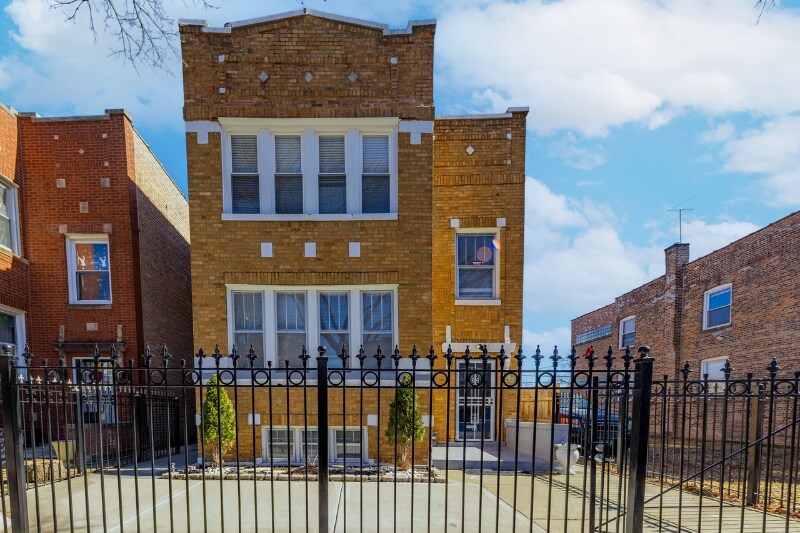 6429 S Richmond St in Chicago, IL - Building Photo