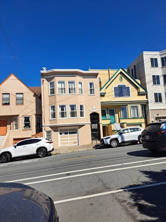 1370 20th Ave, Unit 1370 in San Francisco, CA - Building Photo