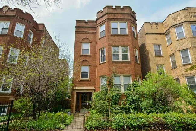 property at 6218 N Bell Ave