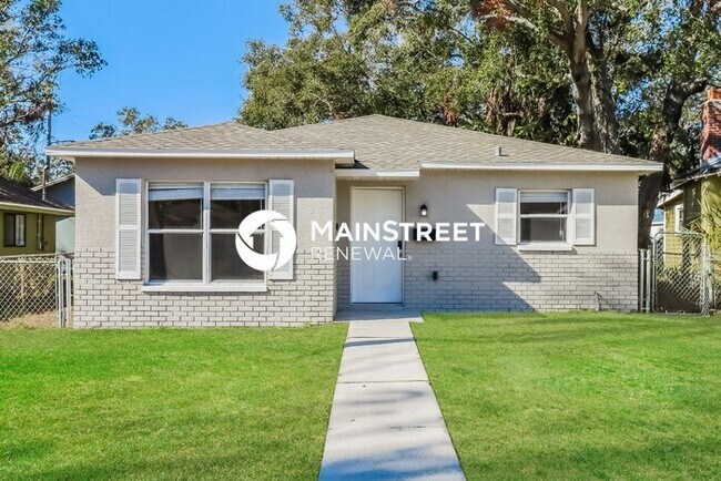 property at 2045 14th St S