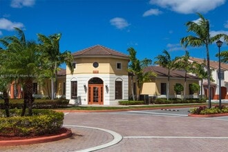 17383 NW 7th Ave in Miami Gardens, FL - Building Photo - Building Photo