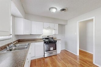 8707 Slay St in Dallas, TX - Building Photo - Building Photo