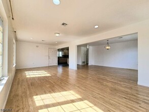1405 Mopsick Ave in Linden, NJ - Building Photo - Building Photo