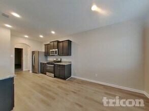 21108 Titian Dr. in Magnolia, TX - Foto de edificio - Building Photo