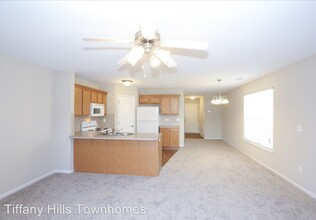 8900 N Helena Dr in Kansas City, MO - Building Photo - Building Photo