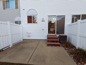 15493 Flight Way in Apple Valley, MN - Building Photo - Building Photo
