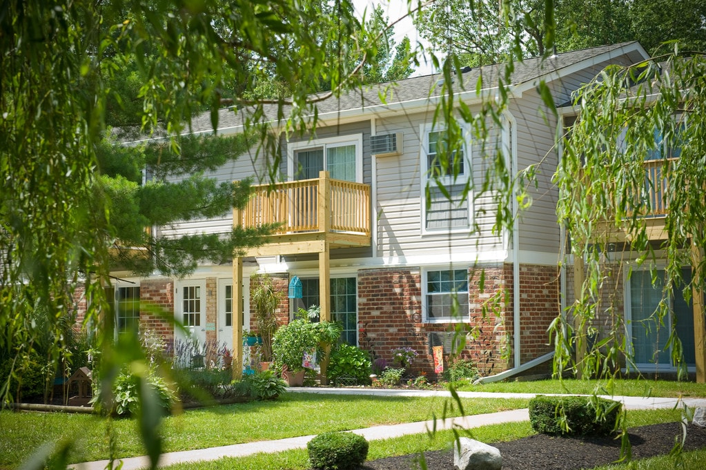 Chestnut Lane Apartments in Westville, NJ