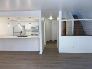 Oak Park Village Apartments in Grover Beach, CA - Foto de edificio - Building Photo