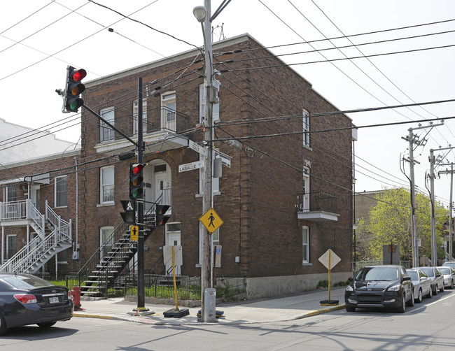 4203 LaSalle in Montréal, QC - Building Photo - Primary Photo