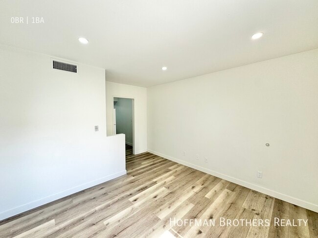 475 E Foothill Blvd in Rialto, CA - Building Photo - Building Photo