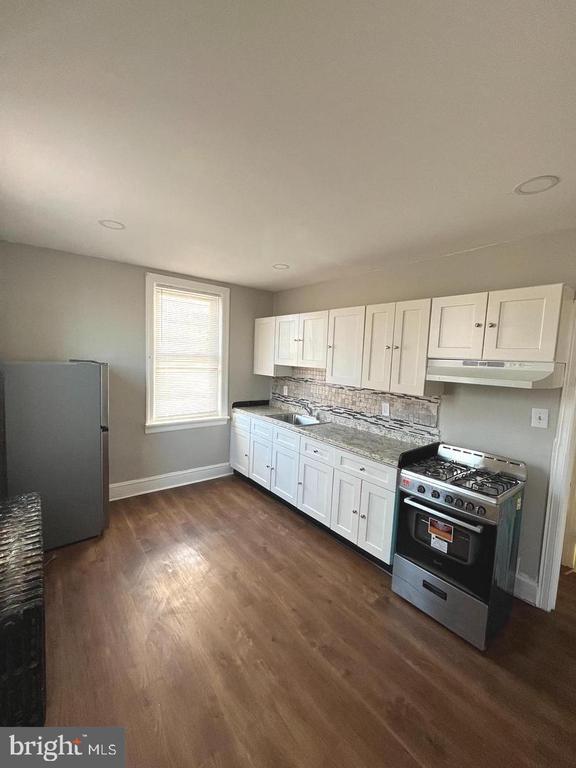 property at 1251 E Fletcher St