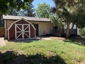 5480 Descanso Cir W in Colorado Springs, CO - Building Photo - Building Photo