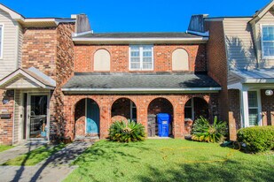 679 Williamson Dr in Mount Pleasant, SC - Building Photo