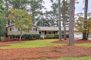 2940 Connie St in Marietta, GA - Building Photo