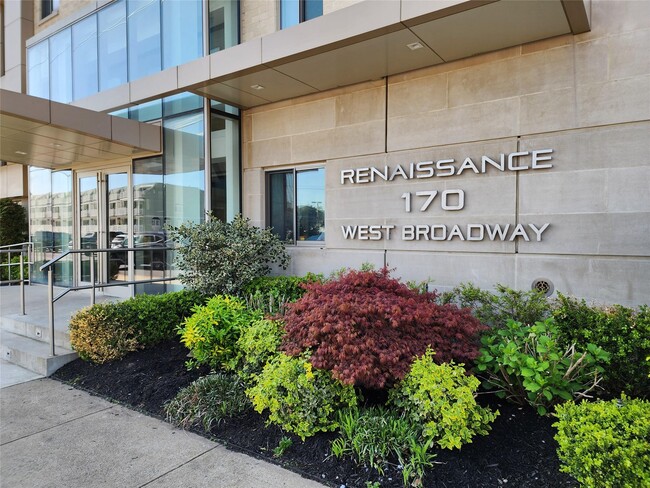 property at 170 W Broadway