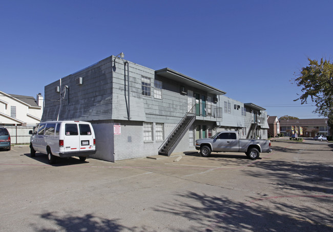 Casa Azul in Arlington, TX - Foto de edificio - Building Photo