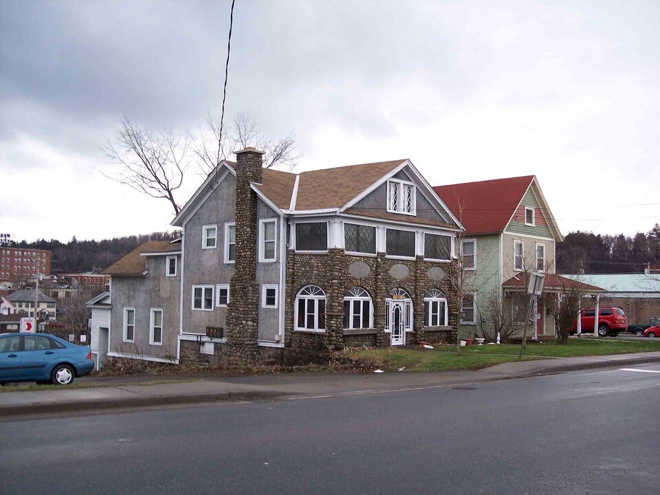 52 Bloomingdale Ave Apartments Saranac Lake, NY Apartments For Rent