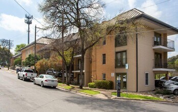 2520 Longview St-Unit -404 in Austin, TX - Building Photo - Building Photo