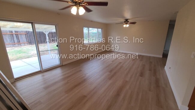 7635 Bierston St in Citrus Heights, CA - Building Photo - Building Photo