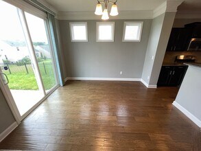 427 Rockcrest Way in Louisville, KY - Building Photo - Building Photo