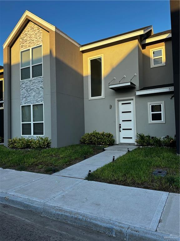 property at 13 N Crown Ln