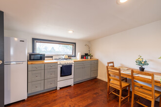 3639 Alexia Pl in San Diego, CA - Building Photo - Building Photo
