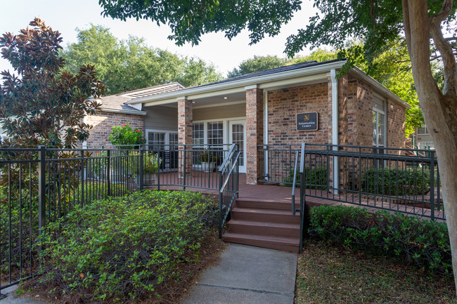 Chaparral Apartments in Bossier City, LA - Building Photo - Building Photo