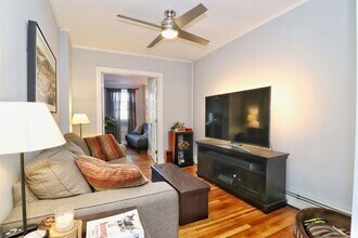 63 Laidlaw Ave in Jersey City, NJ - Building Photo - Building Photo