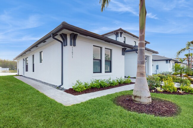 13071 Georges Cay in Ft. Myers, FL - Building Photo - Building Photo