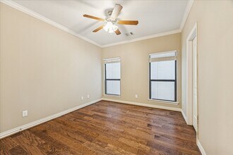 7231 Laguna Villas in Houston, TX - Building Photo - Building Photo