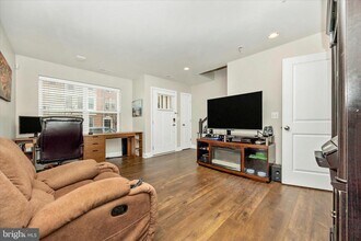 5018 Judicial Wy in Frederick, MD - Building Photo - Building Photo