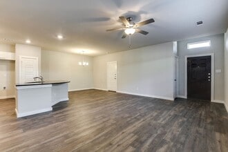 649 Blackland Dr in Venus, TX - Building Photo - Building Photo