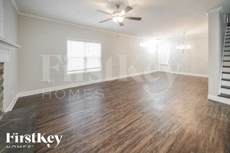 28 E Newnan Rd in Newnan, GA - Building Photo - Building Photo