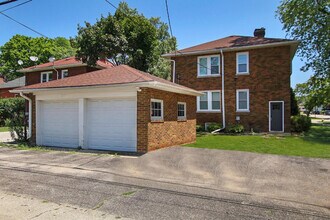 915 W Pacific Ave, Unit SI ID1265537P in Waukegan, IL - Building Photo - Building Photo