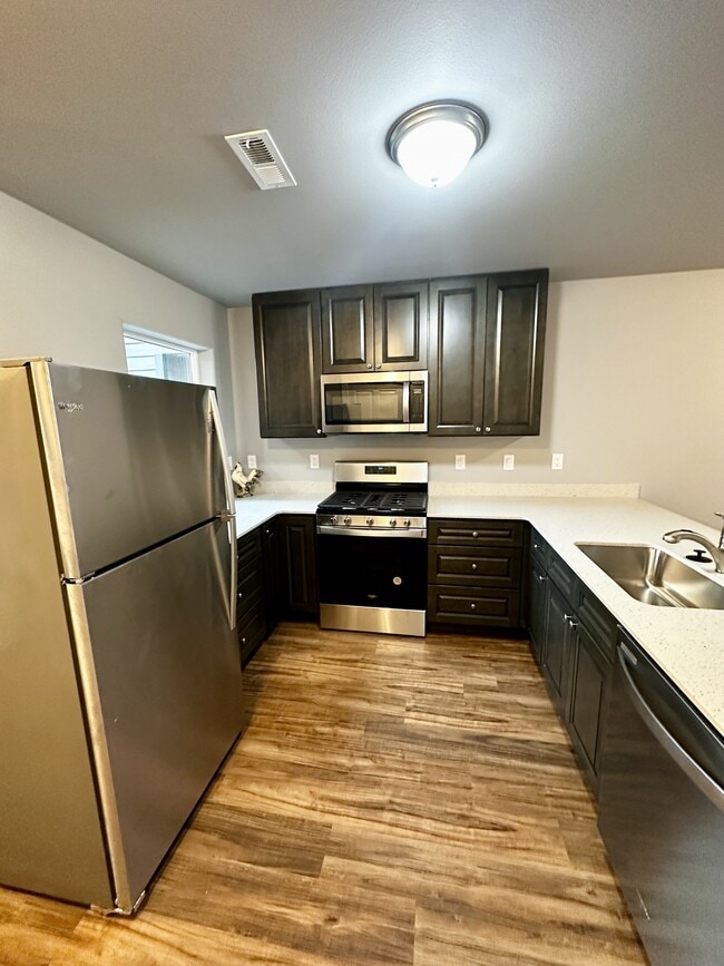 3776 Peter Ln NE in Salem, OR - Building Photo - Building Photo