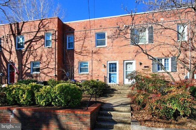 2942 Landover St in Alexandria, VA - Building Photo - Building Photo