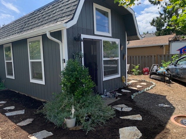 6619 SE Woodstock Blvd in Portland, OR - Building Photo