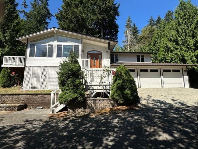 property at 1801 156th Ave SE