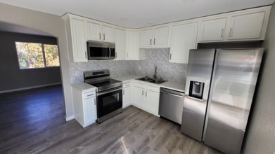 3330 Foxridge Dr in Colorado Springs, CO - Building Photo - Building Photo