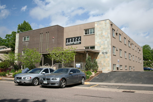 Miner's Mesa in Golden, CO - Foto de edificio - Building Photo