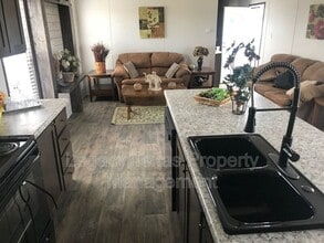 800 N Old Betsy Rd in Cleburne, TX - Building Photo - Building Photo